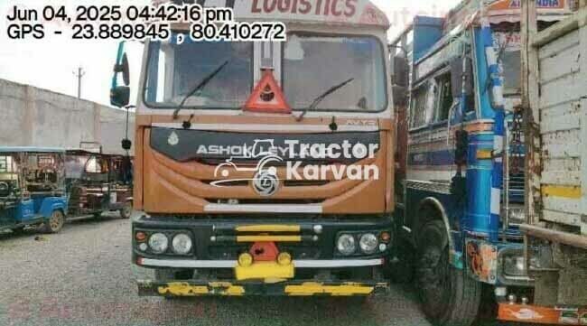 Ashok Leyland 4225 Tractor