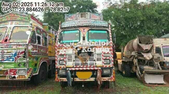 Tata LPT 2518 Tractor