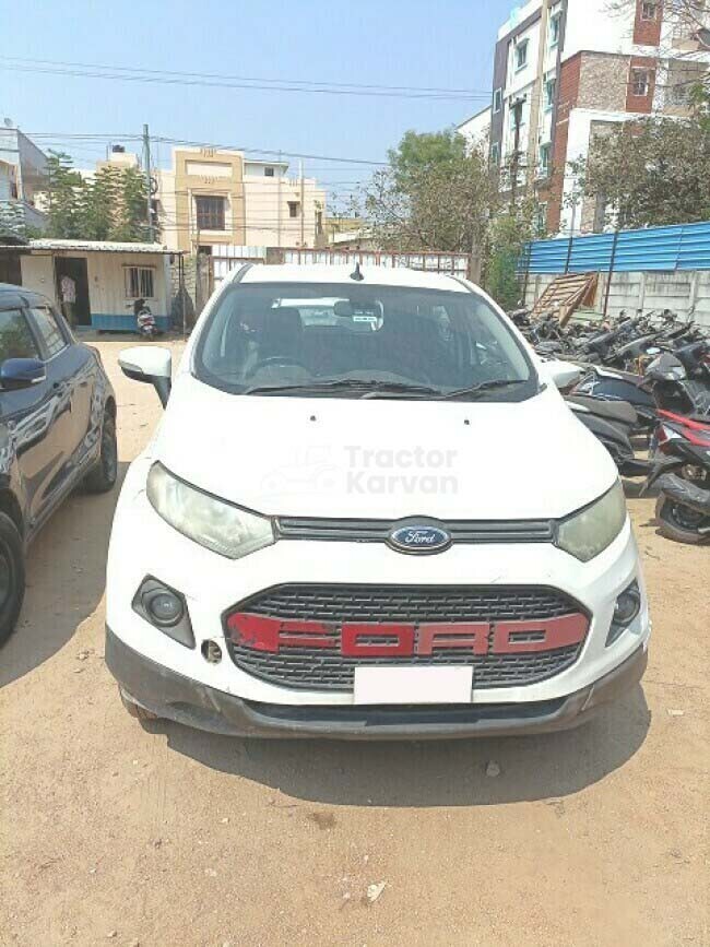 फोर्ड इकोस्पोर्ट एम्बिएंट ट्रैक्टर