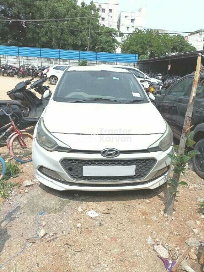 Hyundai i20 Asta Tractor
