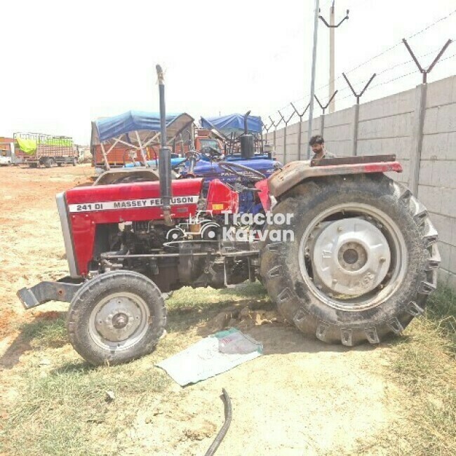 Massey Ferguson 241 DI Tractor