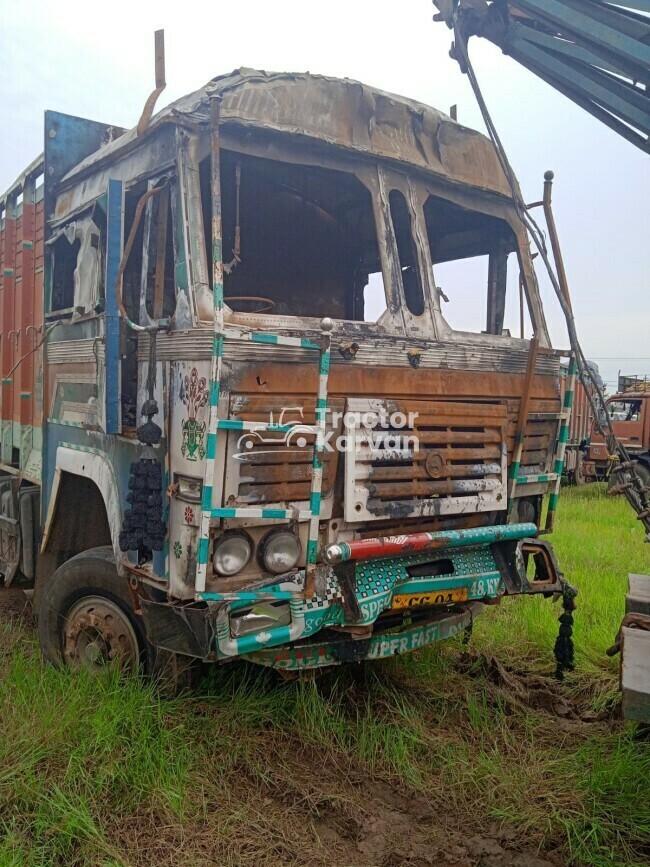 Ashok Leyland 3118 Tractor