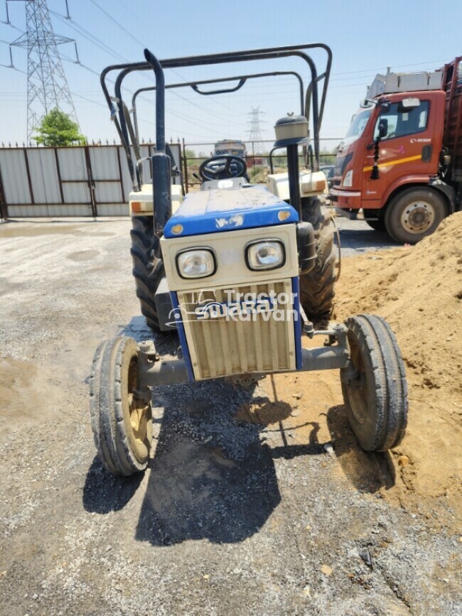 Swaraj 735 FE Tractor