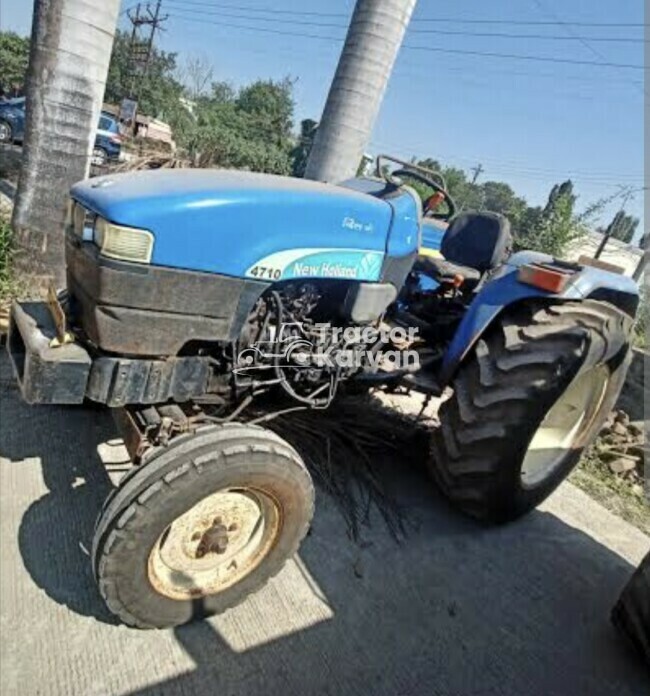 New Holland 4710 Tractor