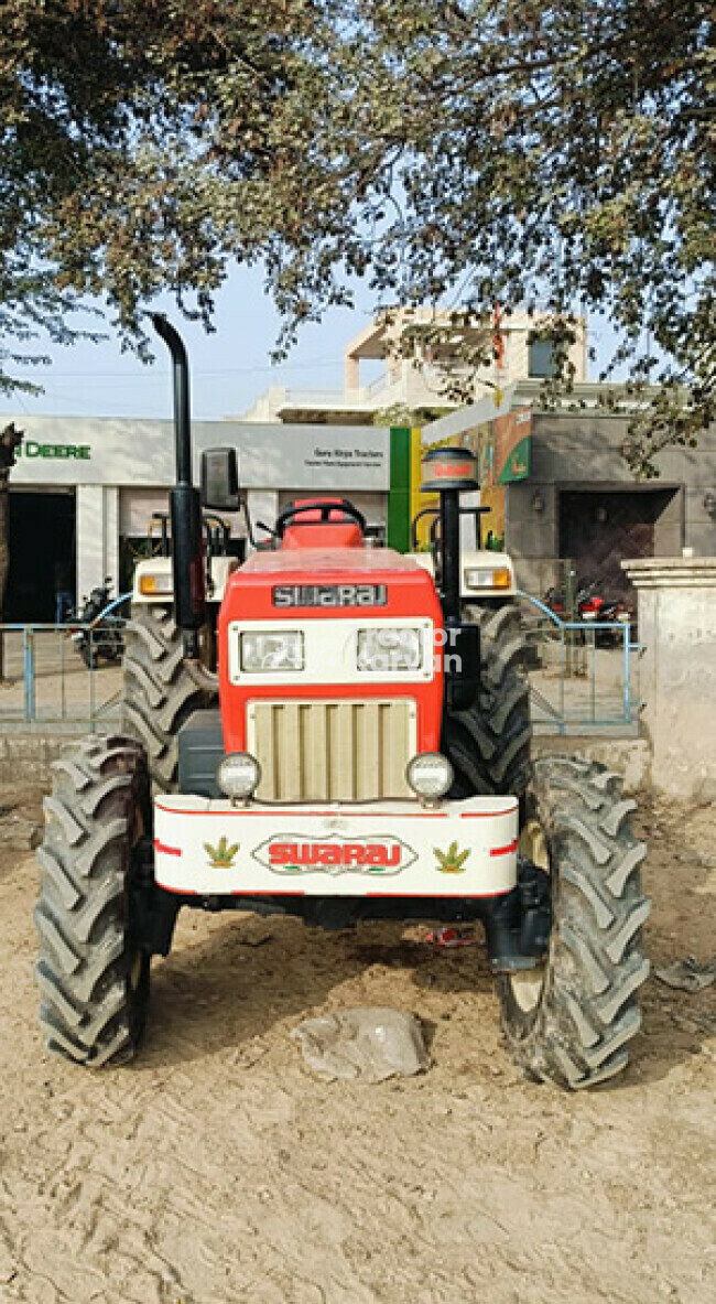 स्वराज 855 FE 4WD ट्रैक्टर