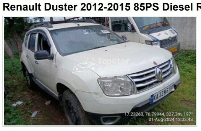 Renault Duster RXE ट्रैक्टर