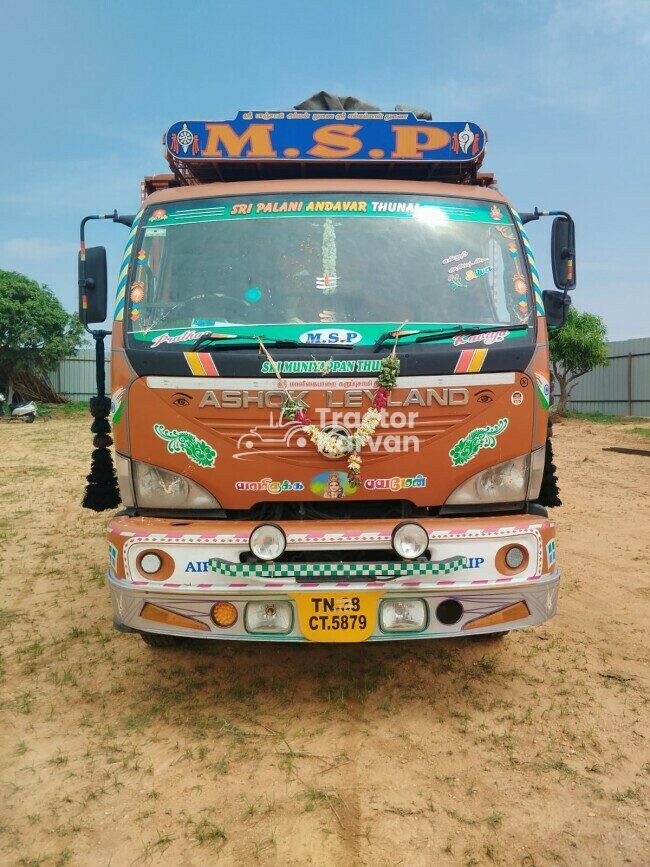 Ashok Leyland Boss 1113 Tractor