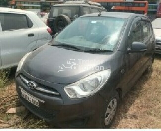 Hyundai Grand i10 Magna Tractor