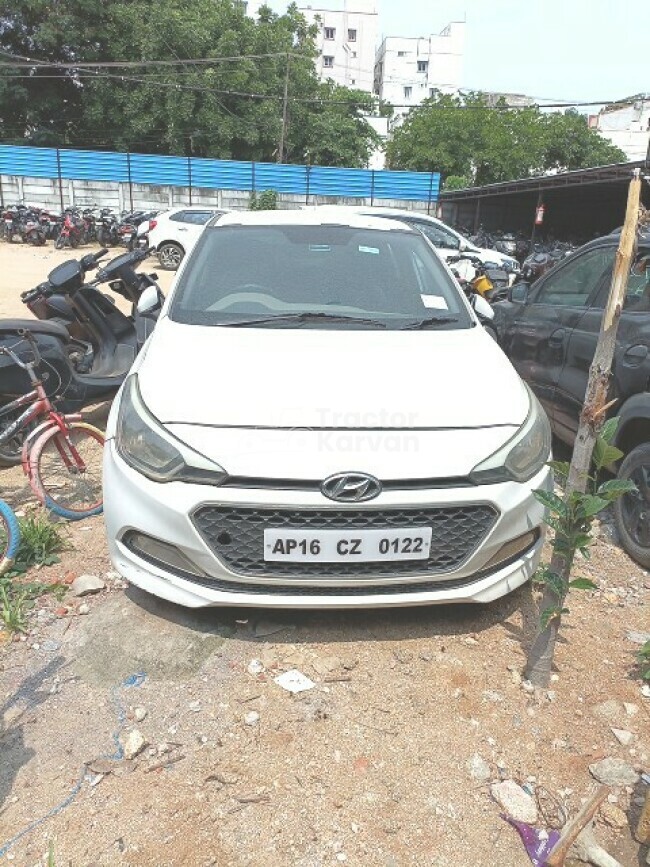 हुंडई आई20 एस्टा ट्रैक्टर