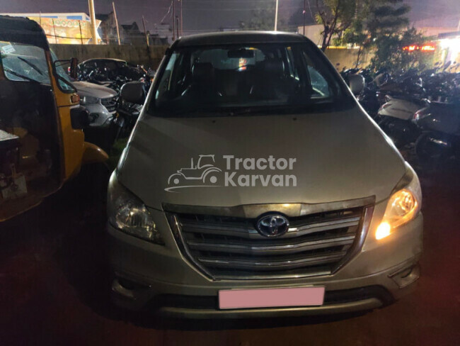 Toyota Innova 2.5 G Tractor