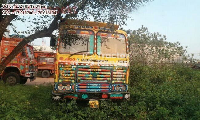 Ashok Leyland U-2518T Tractor