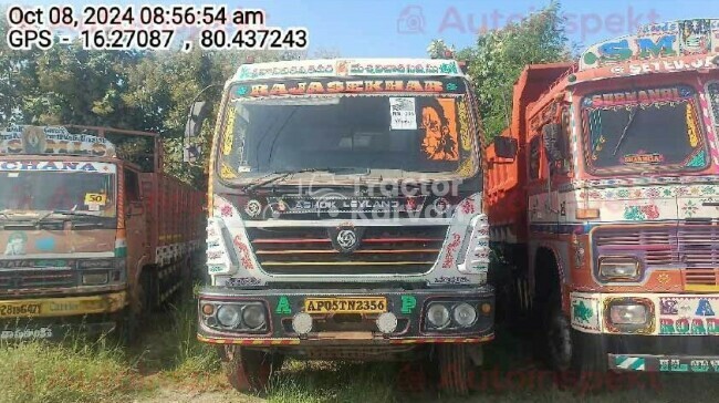 Ashok Leyland U-2518T Tractor