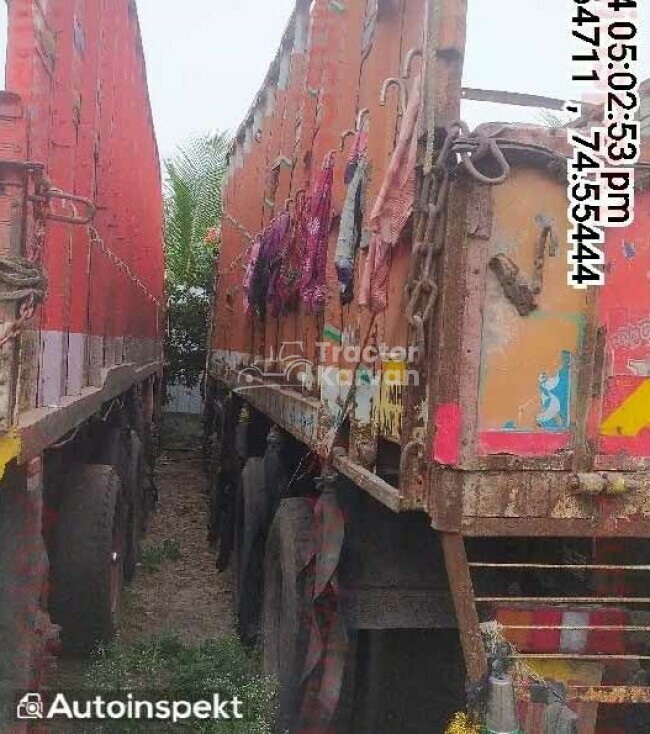 Ashok Leyland 3718 Tractor