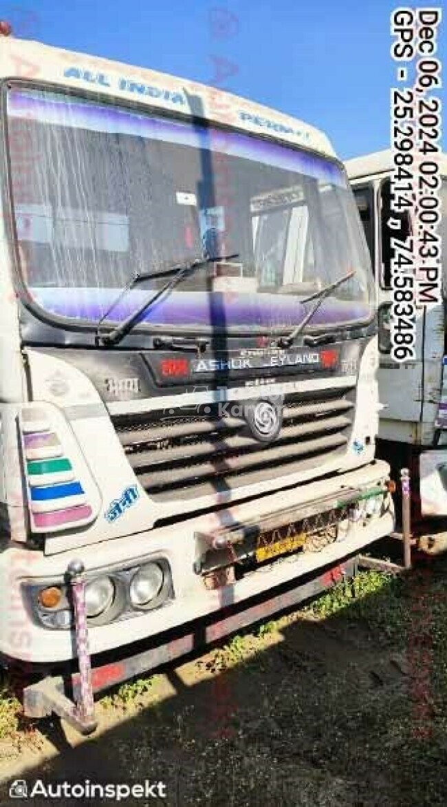 Ashok Leyland U 4923 TT Tractor