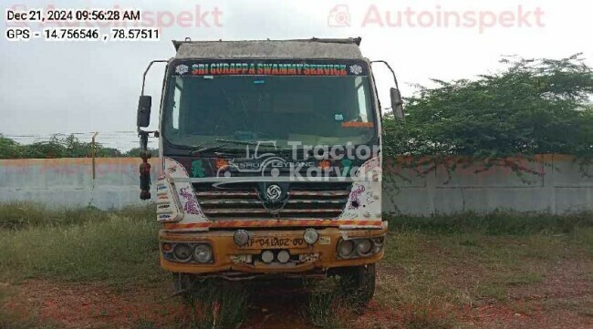 Ashok Leyland U-2518T Tractor