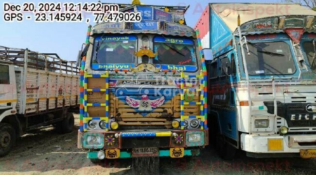 Ashok Leyland 3718 Tractor