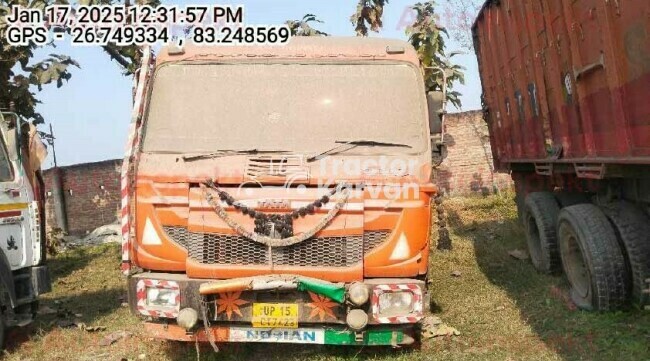 Tata 4923.T ट्रैक्टर