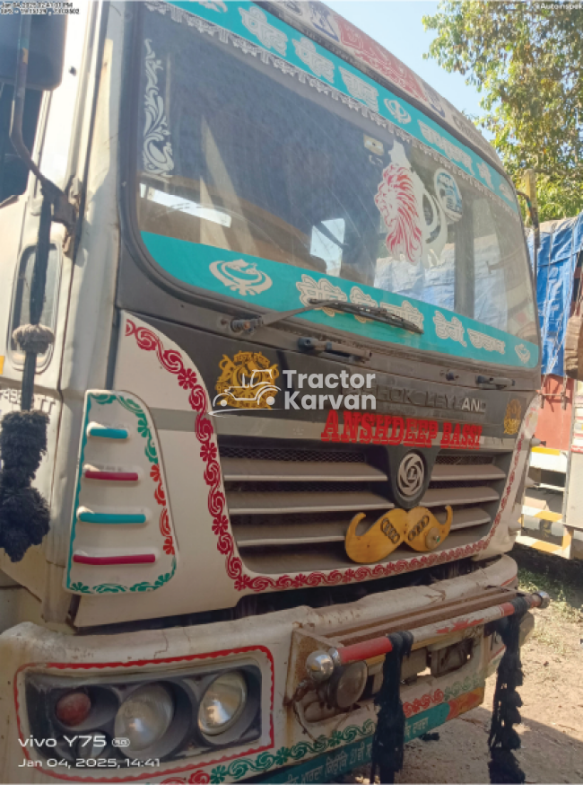 Ashok Leyland U 4923 TT ट्रैक्टर