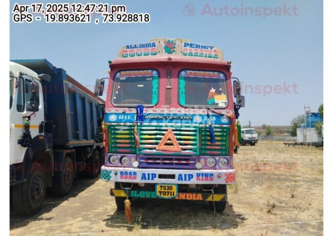 Ashok Leyland 3118 Tractor