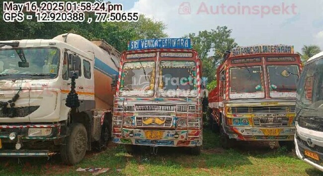 अशोक लेलैंड 3118 ट्रैक्टर