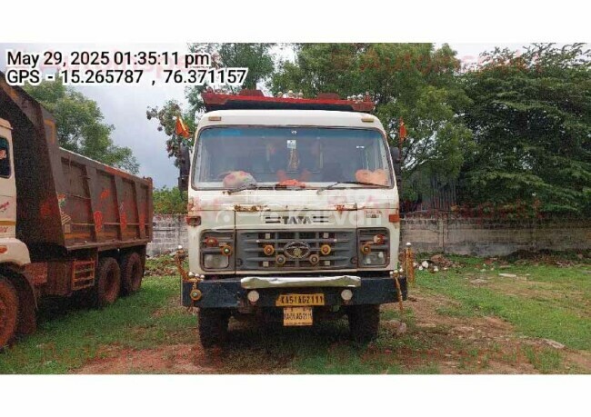 Tata LPK 2518 Tractor