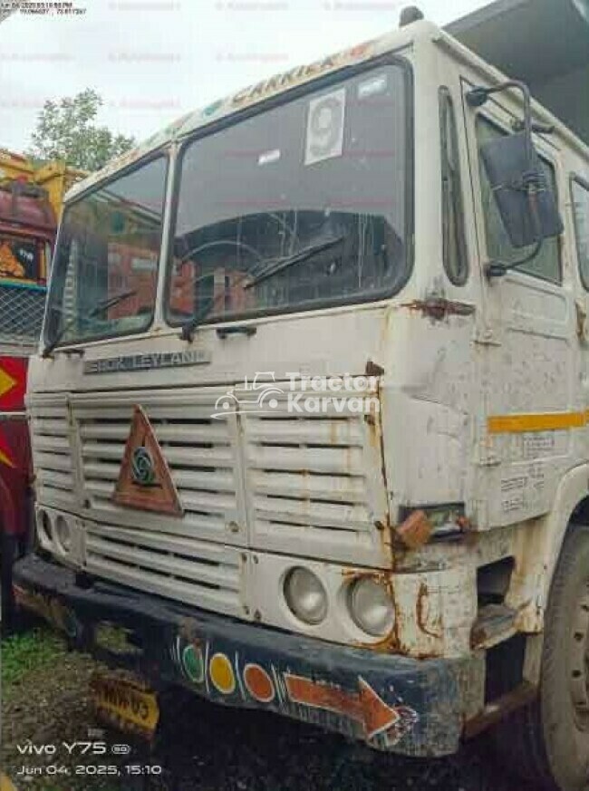 Ashok Leyland U-2518T Tractor