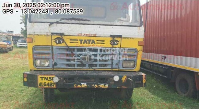 Tata LPK 2518 Tractor
