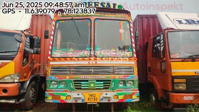 अशोक लेलैंड 3118 ट्रैक्टर