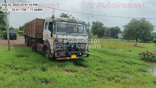 Tata LPS 4018 Tractor