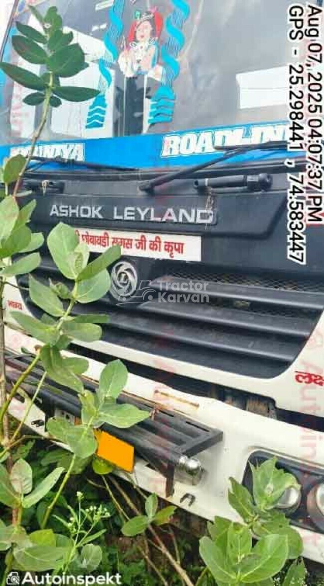 Ashok Leyland U 4923 TT Tractor