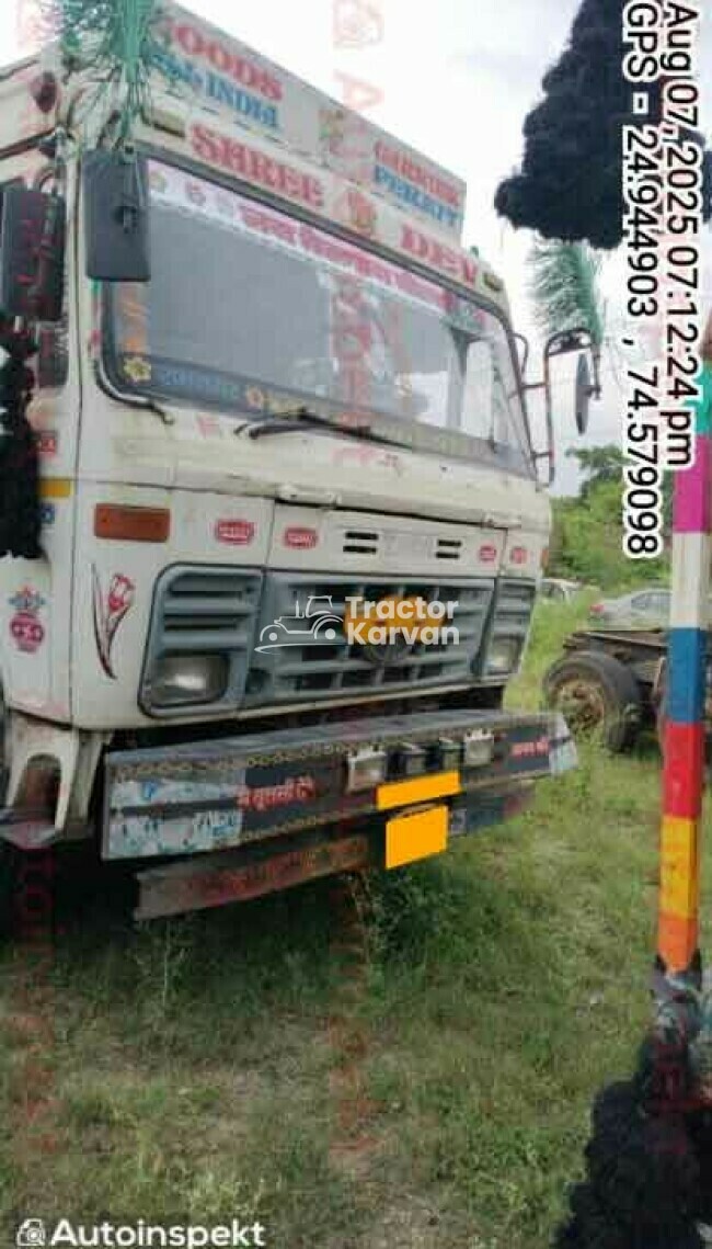 Ashok Leyland U 4923 TT Tractor