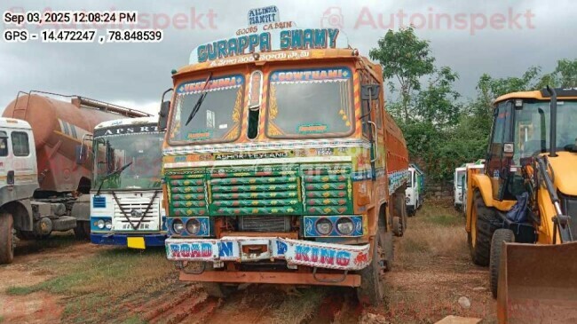 Ashok Leyland 3718 Tractor