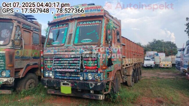 Ashok Leyland 3118 Tractor