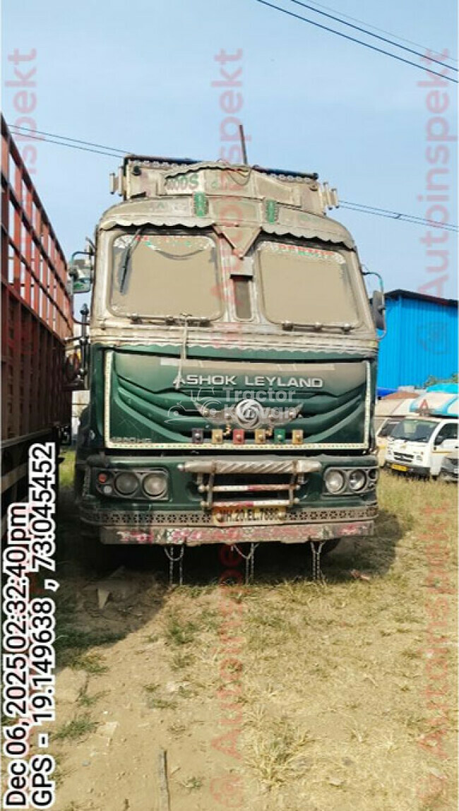 Ashok Leyland 4220 Tractor