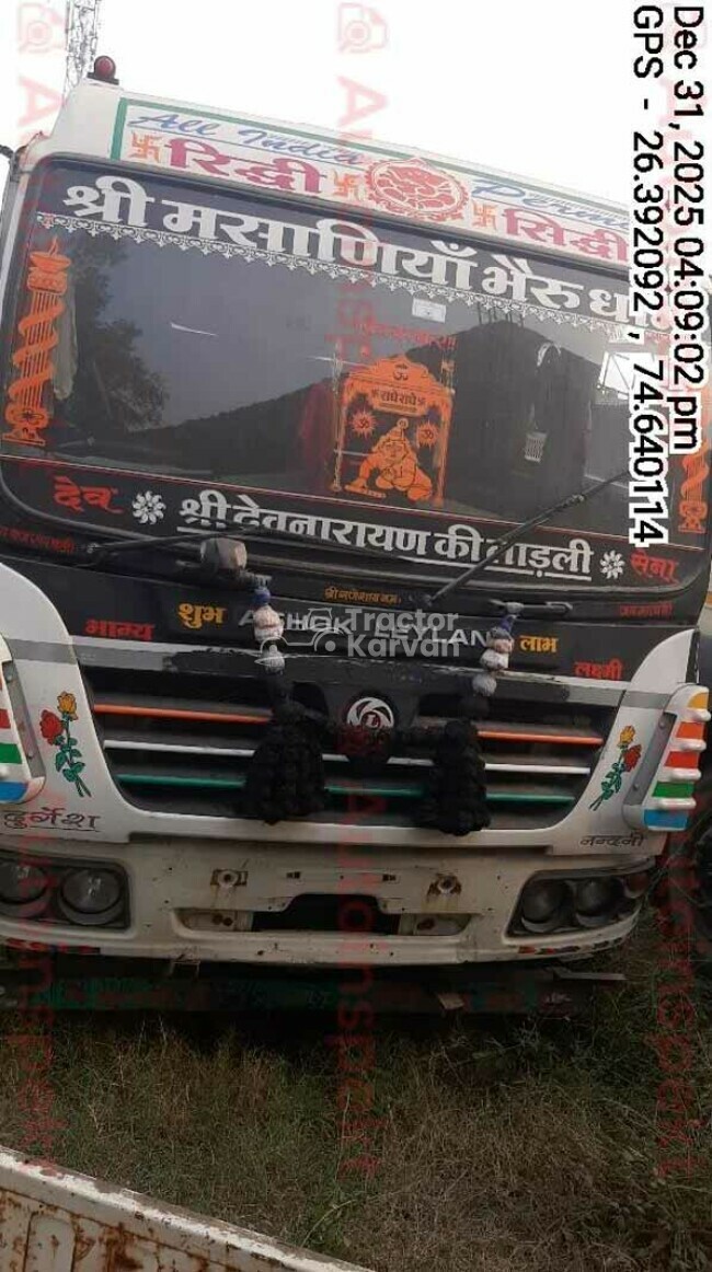 अशोक लेलैंड यू 4923 टीटी ट्रैक्टर