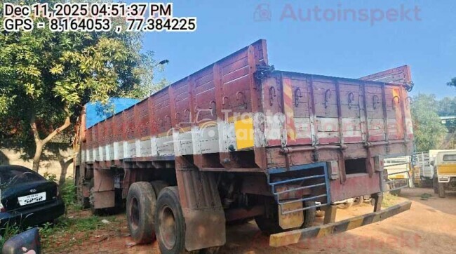 अशोक लेलैंड 3118 ट्रैक्टर