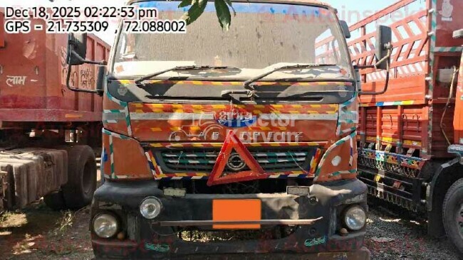 BharatBenz 1617 Tractor