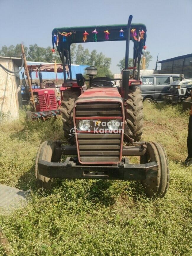 Massey Ferguson 5118 4WD Tractor