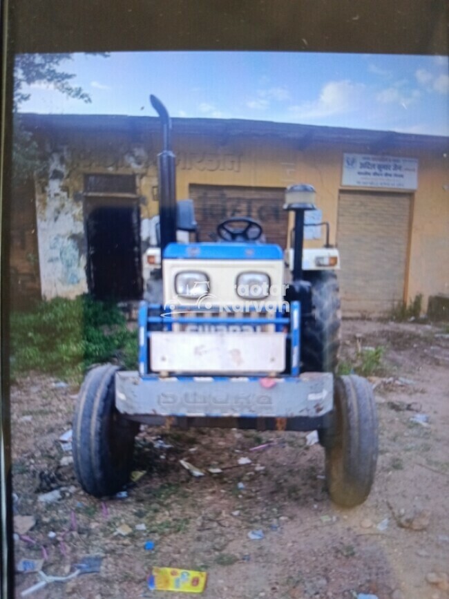 Swaraj 735 FE Tractor