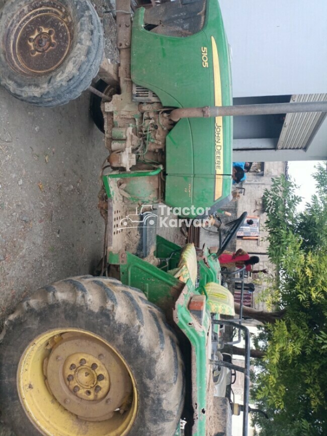 John Deere 5105 Tractor