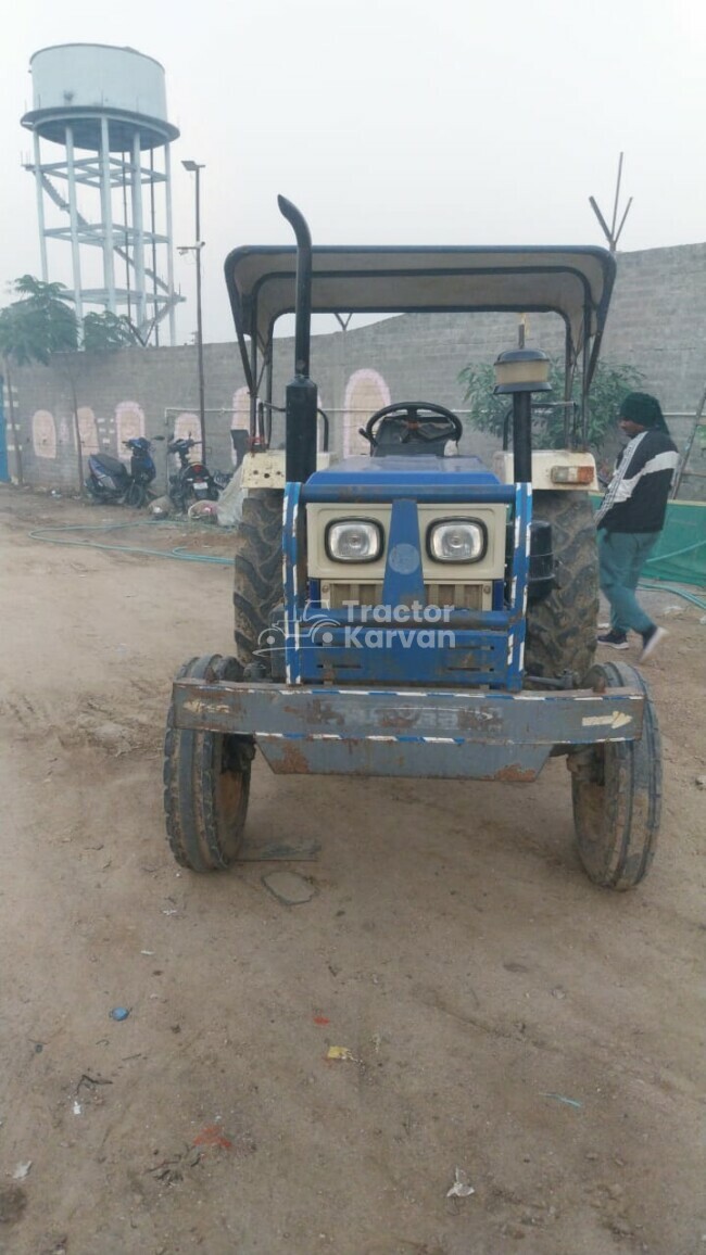 Swaraj 735 FE Tractor