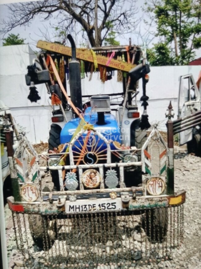 न्यू हॉलैंड 3600-2 TX ट्रैक्टर