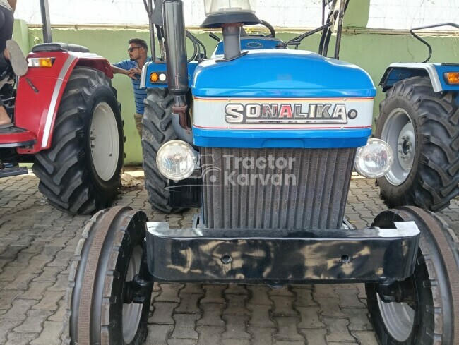 Sonalika Sikander DI 50 DLX 16+4 Tractor