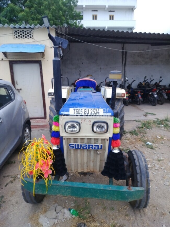 स्वराज 735 FE ट्रैक्टर
