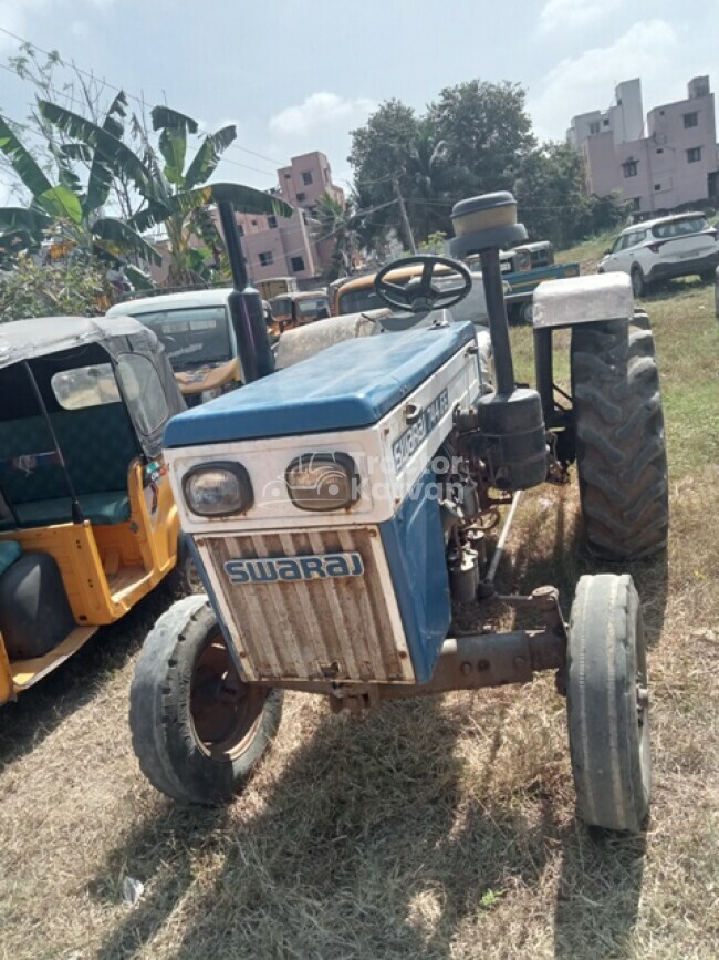 Swaraj 744 FE Tractor