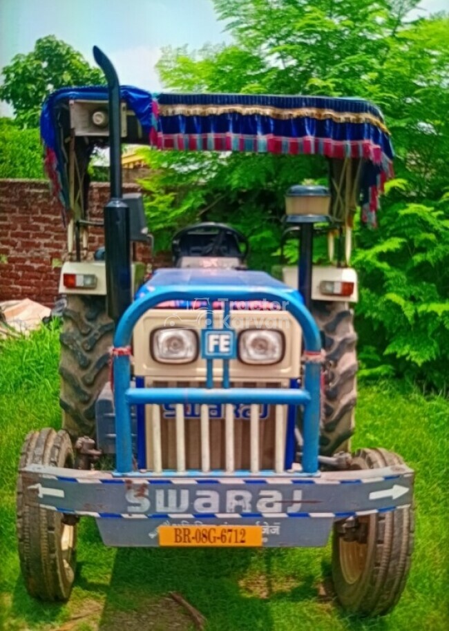 Swaraj 735 XT Tractor