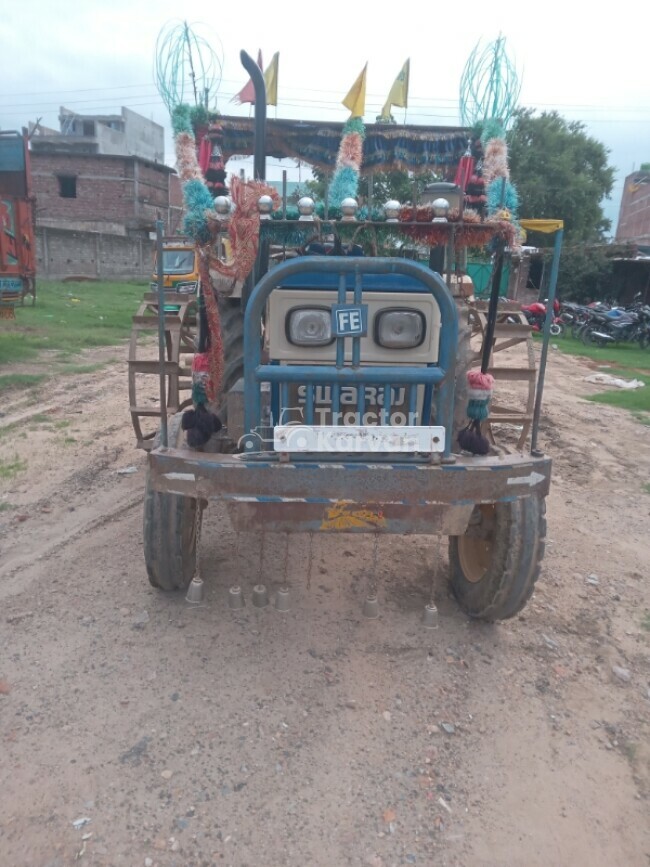 स्वराज 735 FE ट्रैक्टर