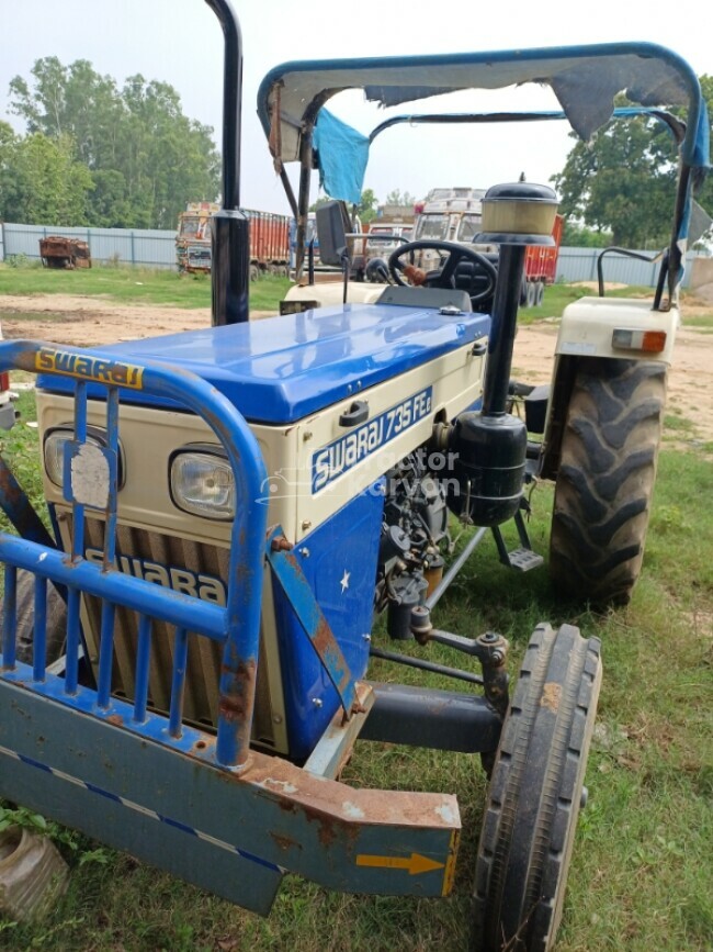 Swaraj 735 FE Tractor