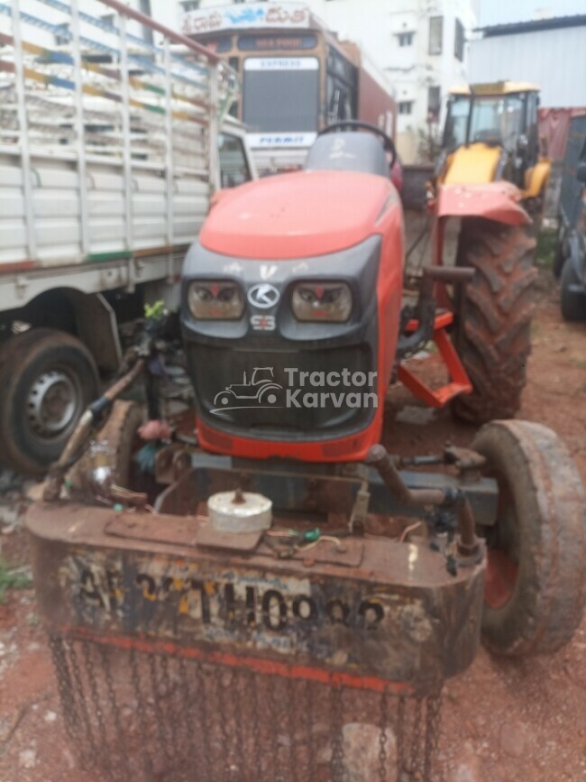 Kubota MU 4501 Tractor
