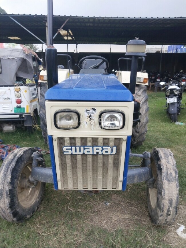 स्वराज 735 FE ट्रैक्टर